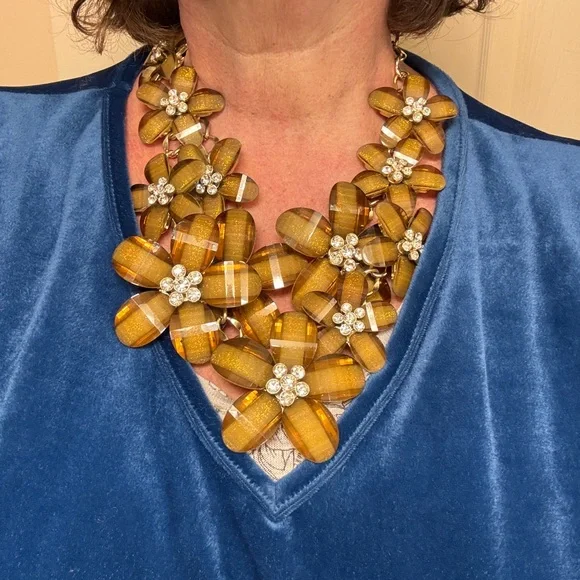 KJL Acrylic Floral Statement Necklace - Picture 9 of 11